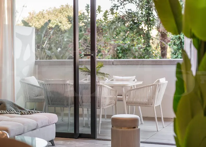 Daire Coastside Gem With Terrace Rems Fuengirola