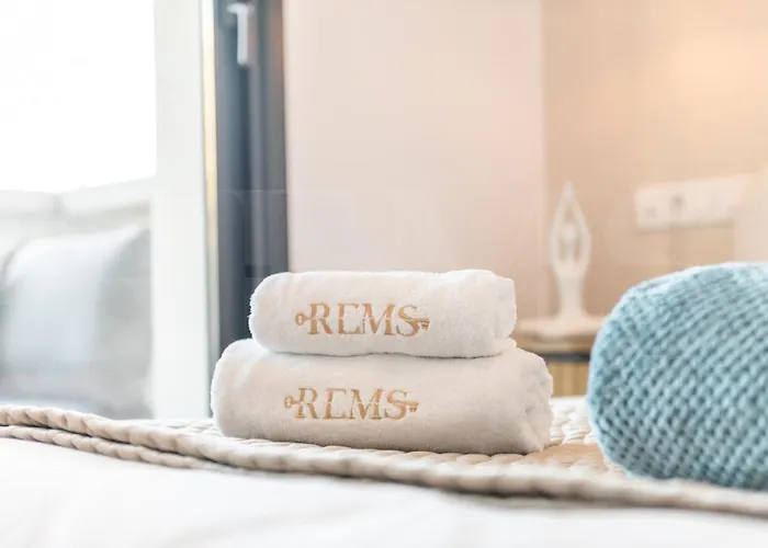 Coastside Gem With Terrace Rems *