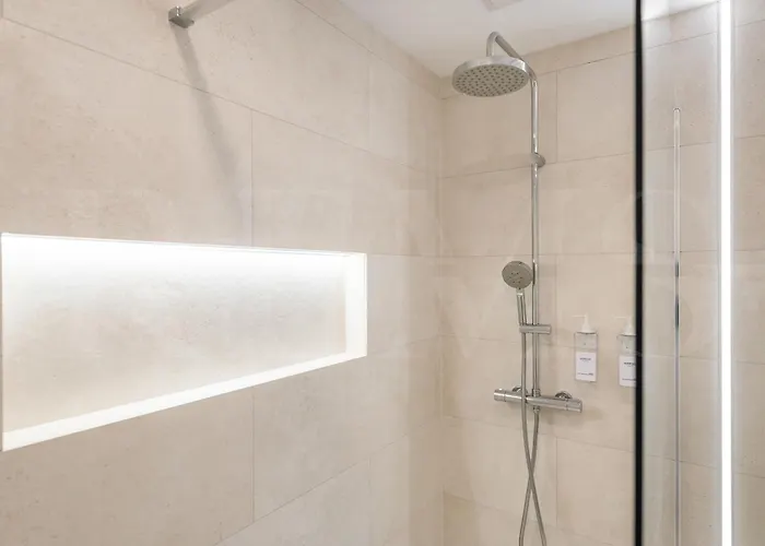 Coastside Gem With Terrace Rems Daire