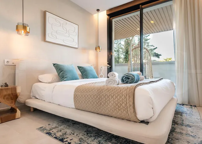 Daire Coastside Gem With Terrace Rems *