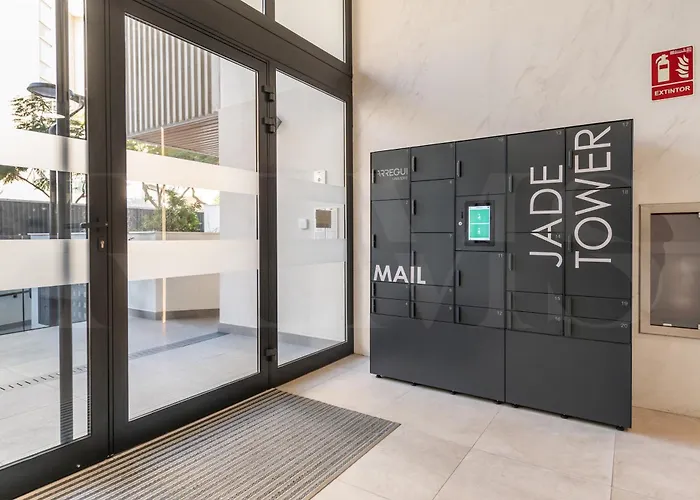 Coastside Gem With Terrace Rems Daire