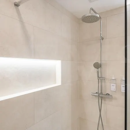 Coastside Gem With Terrace Rems Апартаменты
